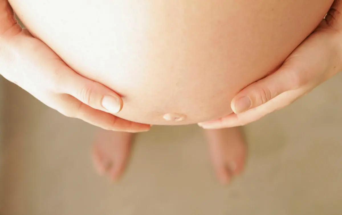Как не допустить растяжек во время беременности