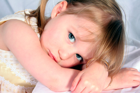 Боли в животе у ребенка возможные причины лечение